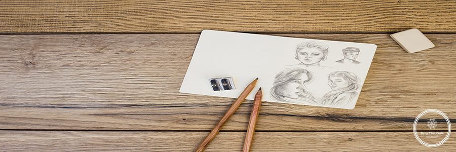 artist-concept-with-notebook-pencils