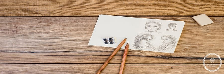 artist-concept-with-notebook-pencils