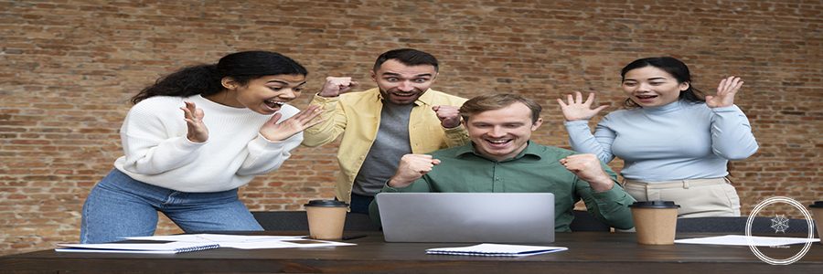 corporate-workers-brainstorming-together