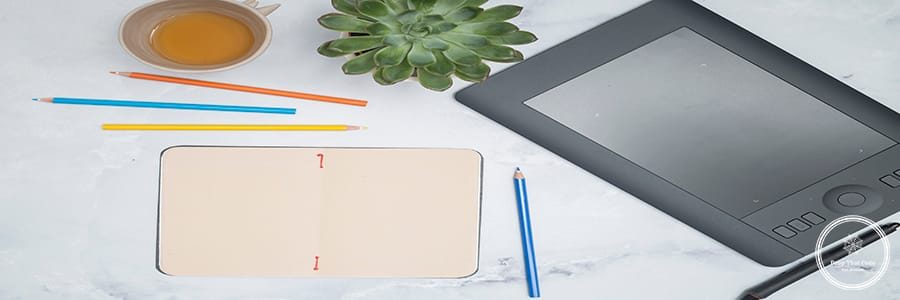 office-desktop-with-graphic-tablet